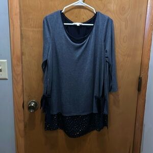 Lauren Conrad XL blue and gold blouse